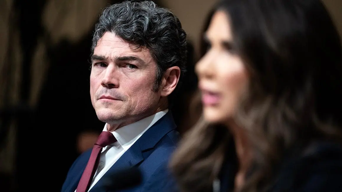 Cựu quan chức chống khủng bố bị điều tra vì nghi rò rỉ thông tin mật