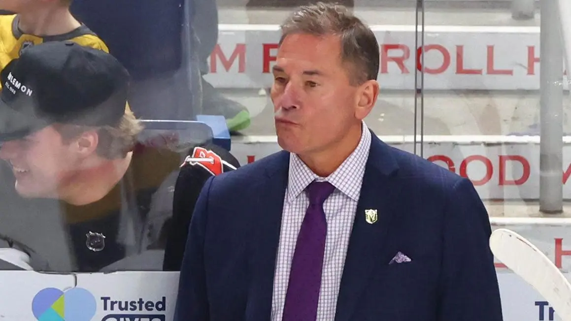 Vegas Golden Knights sa thải HLV trưởng Bruce Cassidy, bổ nhiệm John Tortorella