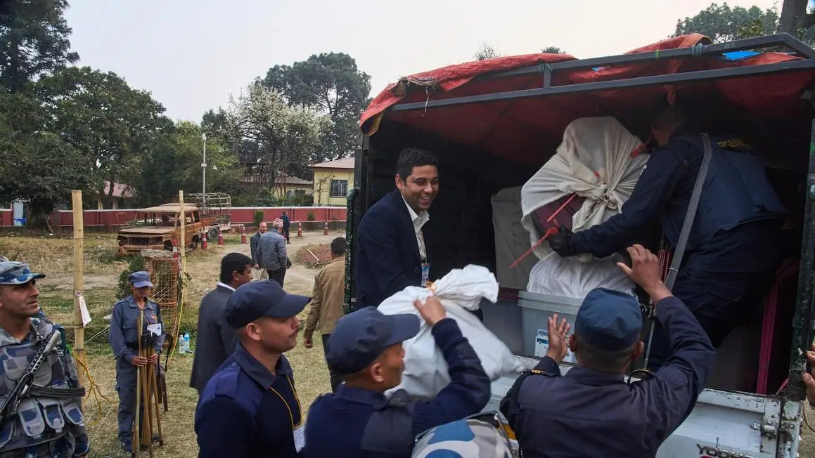Nepal bắt đầu kiểm phiếu sau bầu cử quốc hội