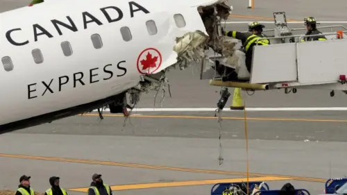 Đường băng tại phi trường LaGuardia, nơi xảy ra vụ va chạm khiến 2 phi công thiệt mạng, đã hoạt động trở lại