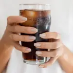 Đồ uống có đường làm tăng nguy cơ lo âu ở thanh thiếu niên