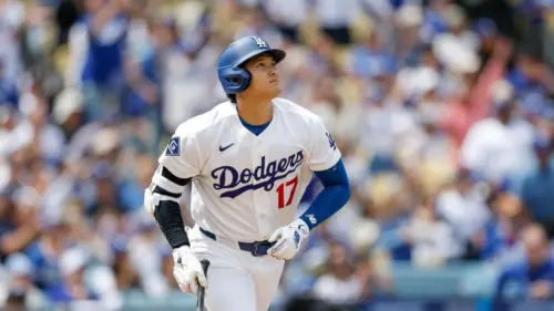 Sau khi Ohtani ghi home run dẫn đầu thứ hai liên tiếp, deGrom trở lại dẫn dắt Rangers đánh bại Dodgers 5-2