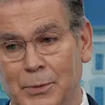 Bão Tố Đe Dọa Hàng Triệu Người, Lốc Xoáy Tàn Phá Trung Tây