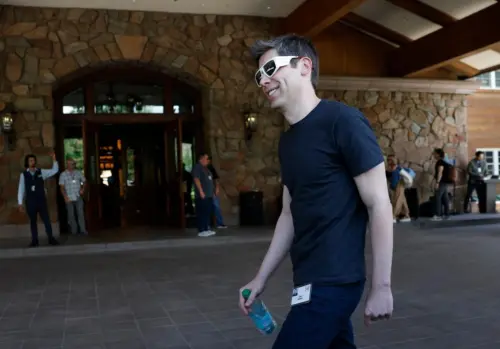Dự án World của Sam Altman mở rộng đế chế xác minh con người, điểm đến đầu tiên là Tinder