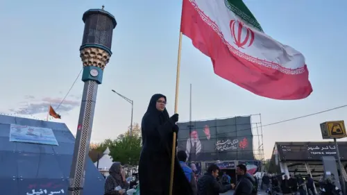 Pakistan Xin Tổng Thống Trump Gia Hạn Thời Hạn Chót Về Mối Đe Dọa Iran