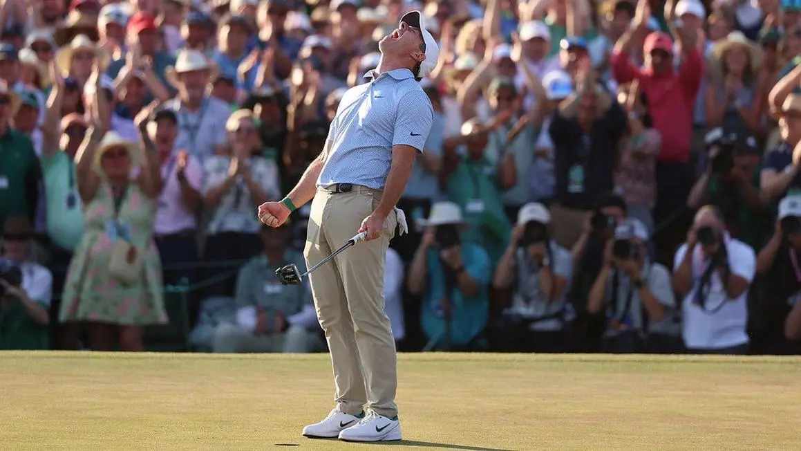 Rory McIlroy Vô Địch Masters Lần Thứ Hai Liên Tiếp, Ghi Danh Vào Lịch Sử Augusta