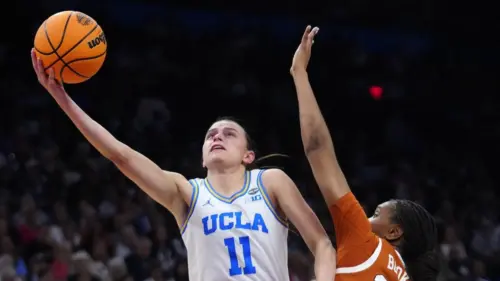 UCLA Tôn Vinh Đội Bóng Rổ Nữ Vô Địch NCAA