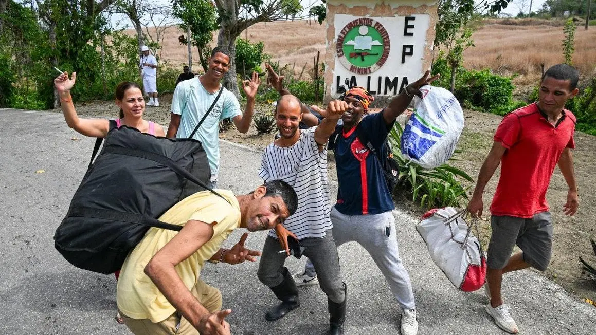 Cuba Thả Hơn 2.000 Tù Nhân Giữa Áp Lực Từ Mỹ và Khủng Hoảng Năng Lượng