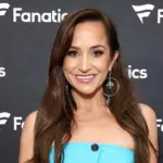 Phóng viên NFL Dianna Russini Cứu Cụ Ông và Chó Trong Tai Nạn Xe Hơi