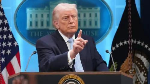 Tổng Thống Trump cân nhắc gia hạn thời hạn cho Iran theo yêu cầu của Thủ tướng Pakistan
