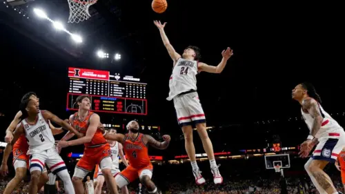 March Madness: Ai Sẽ Đối Đầu Tranh Chức Vô Địch?