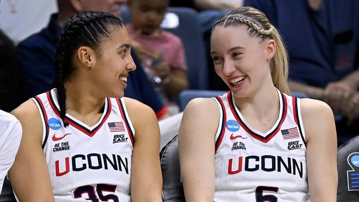 Ban Lãnh Đạo Đội Dallas Wings Ngăn Cản Phóng Viên Hỏi Về Mối Quan Hệ Của Các Cầu Thủ