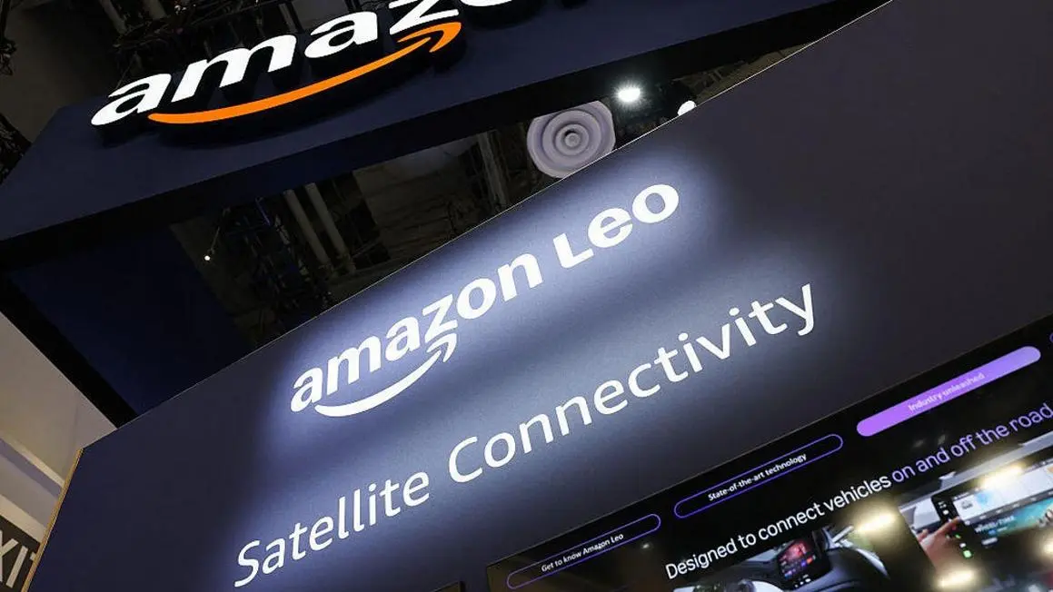 Amazon dời lịch phóng vệ tinh Leo cạnh tranh với Starlink