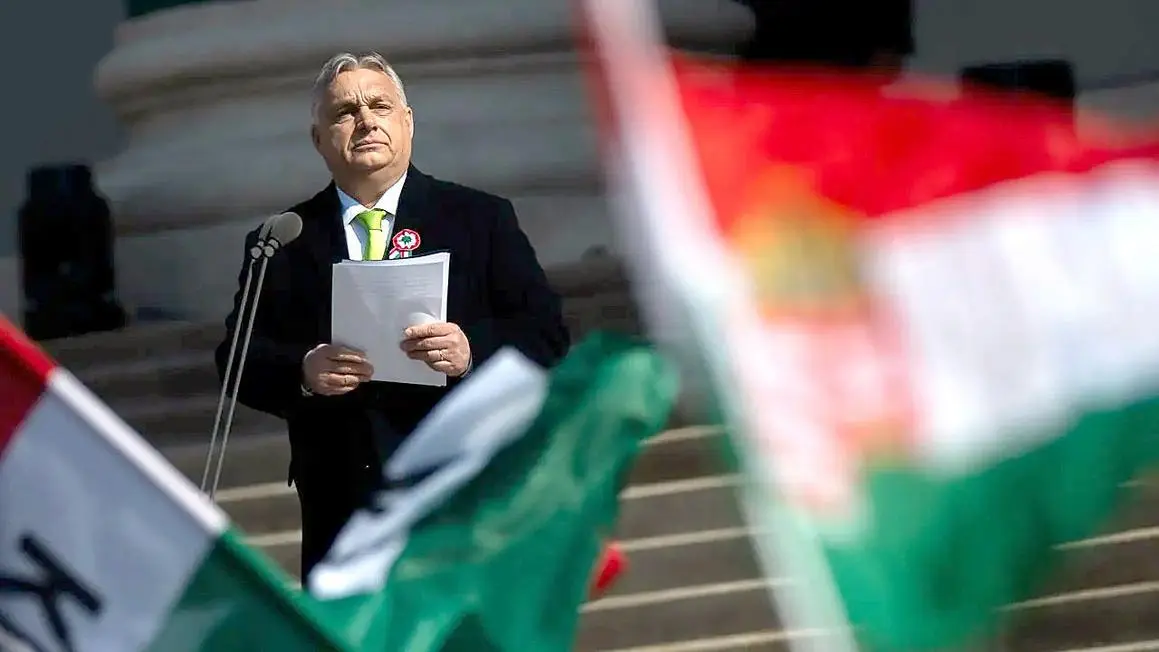 Thượng Nghị Sĩ Mitch McConnell: Cử Tri Hungary Đưa Ra Bài Học Cho phe Cánh Hữu Quan Tâm Đến Orban