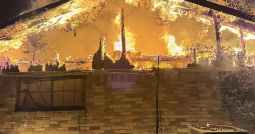 Lực lượng cứu hỏa dập tắt đám cháy lớn tại nhà ở Hạt Montgomery