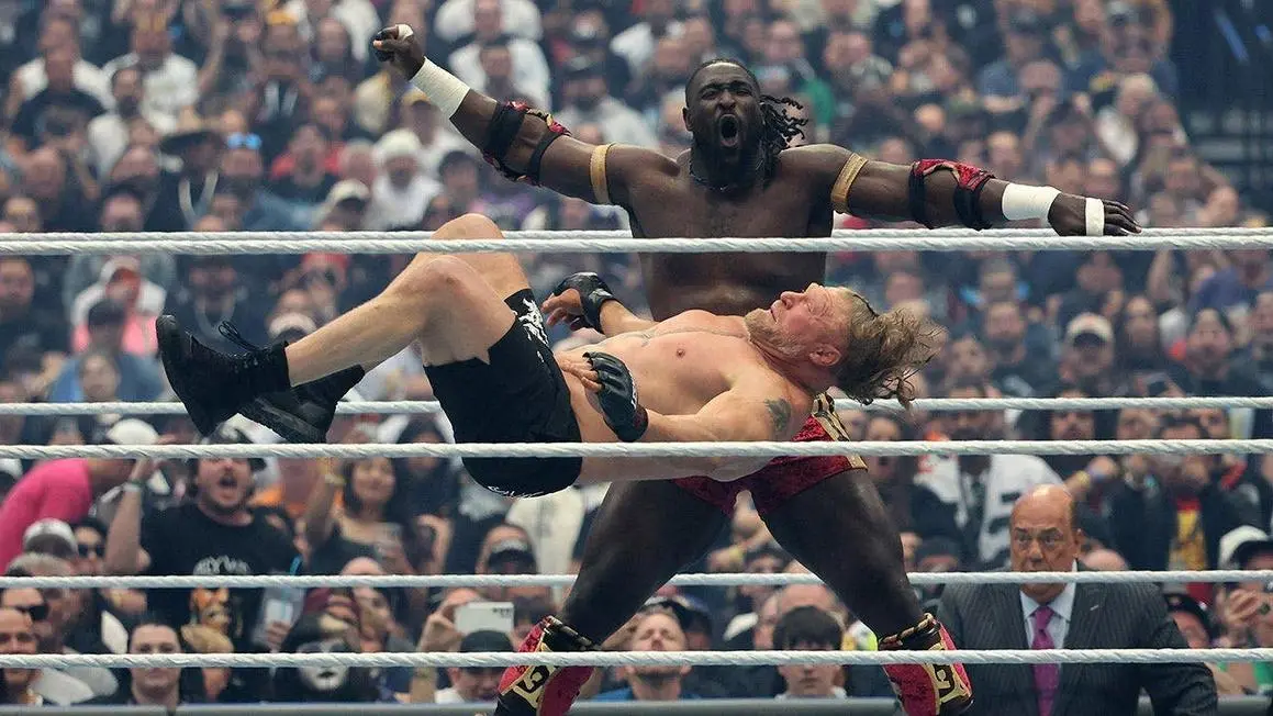Oba Femi đánh bại Brock Lesnar, cựu sao WWE tuyên bố giải nghệ tại WrestleMania 42