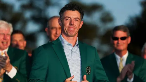 Tổng Thống Donald Trump chúc mừng Rory McIlroy giành hai chức vô địch Masters liên tiếp