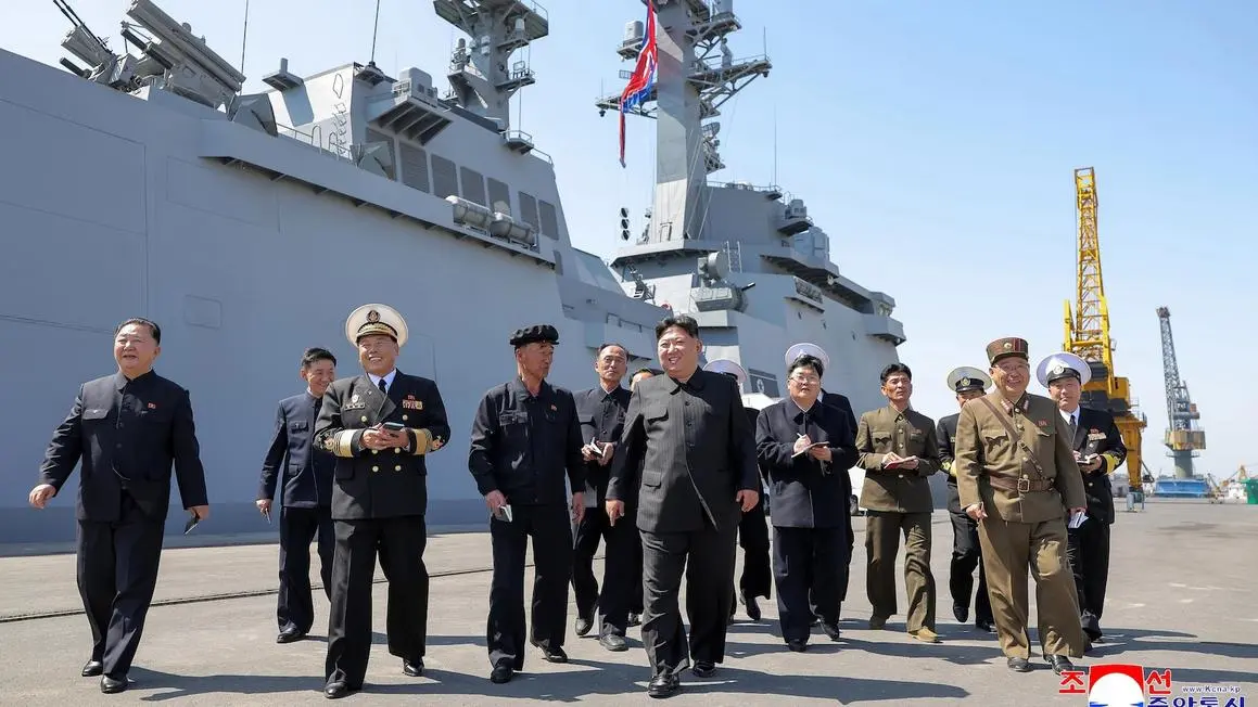 Kim Jong Un Giám Sát Thêm Các Vụ Thử Tên Lửa Từ Tàu Chiến Mới