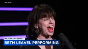 Nghệ sĩ từng đoạt giải Tony, Beth Leavel, mang show diễn Cabaret đến Trung tâm Philadelphia