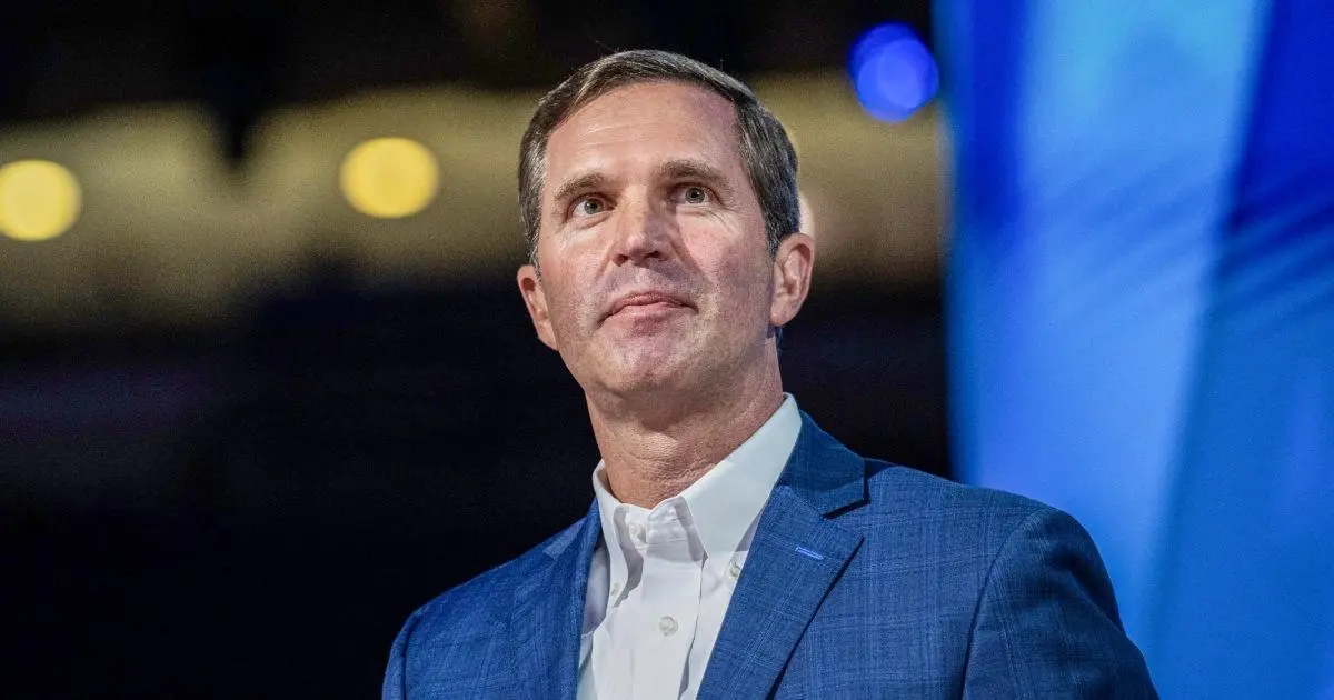 Thống Đốc Andy Beshear nói “Texas đang rộng mở” cho Đảng Dân chủ sau chiến thắng của Ken Paxton ở vòng sơ bộ Thượng viện của Đảng Cộng hòa