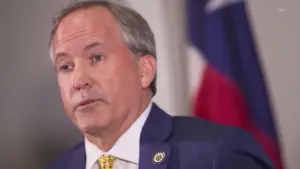 Chưởng lý Texas điều tra các học khu về việc trưng bày Mười Điều Răn và cầu nguyện trong trường