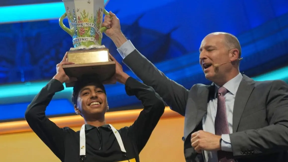 Shrey Parikh giành ngôi vô địch Scripps National Spelling Bee, vượt qua Ishaan Gupta