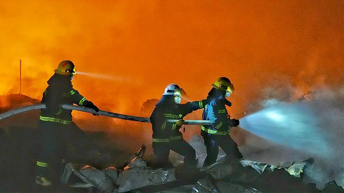 Ít nhất 21 người chết, hàng chục người bị thương trong vụ nổ nhà máy pháo hoa ở Trung Quốc