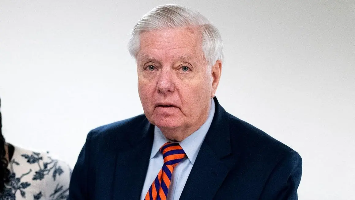 Thượng Nghị Sĩ Lindsey Graham đề xuất thêm các cuộc tấn công của Hoa Kỳ vào &#8216;cỗ máy chiến tranh&#8217; của Iran