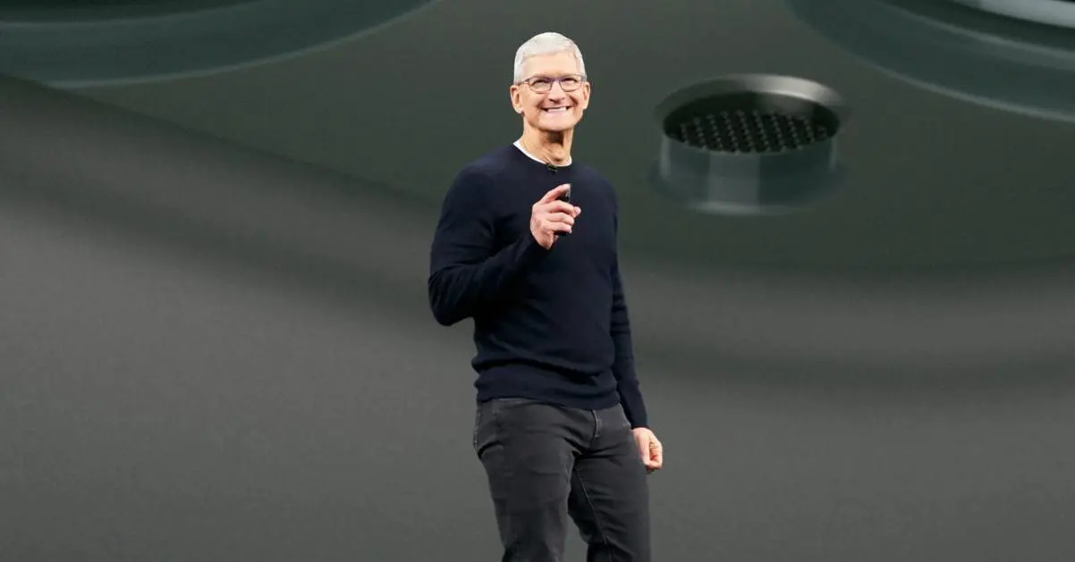 Tim Cook Giải Thích Thành Công Của iPhone 17, Sự Hài Lòng 99% Của Khách Hàng