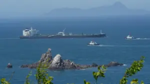 Tàu Dầu Tới Hàn Quốc Sau Khi Qua Eo Biển Hormuz Giữa Tháng Tư