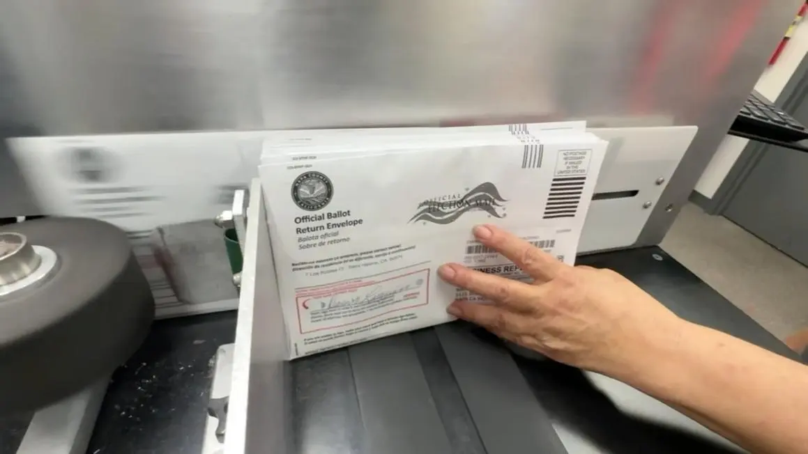 Chậm trễ bầu cử California thu hút sự chú ý khi các nhà lãnh đạo nhấn mạnh ‘hệ thống đang hoạt động’