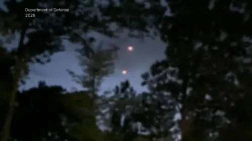 Các hồ sơ UFO mới tiết lộ về đĩa bay quay, quả cầu phát sáng và vật thể hình củ khoai tây