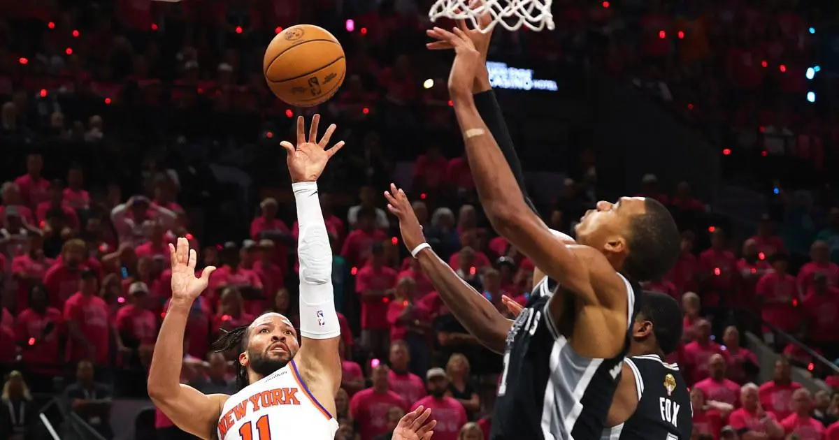 Jalen Brunson, &#8216;Captain Clutch,&#8217; ấn định chiến thắng cho Knicks ở Game 1 NBA Finals