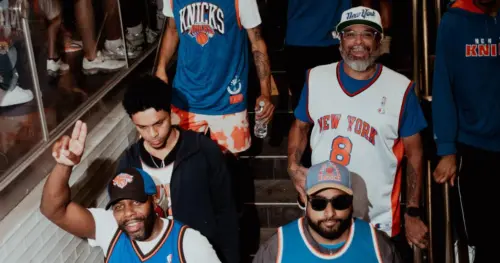 Người hâm mộ đổ về Manhattan ăn mừng chức vô địch của Knicks