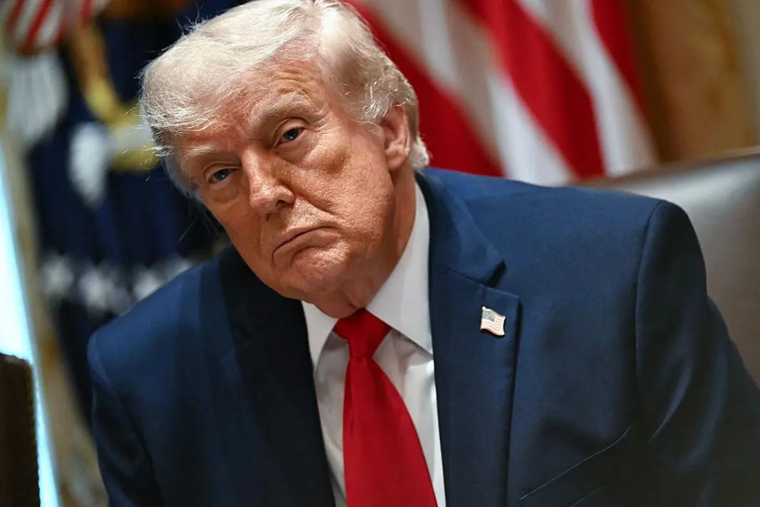 Tổng Thống Trump ký sắc lệnh hành pháp về giám sát AI sau phản đối của ngành công nghiệp