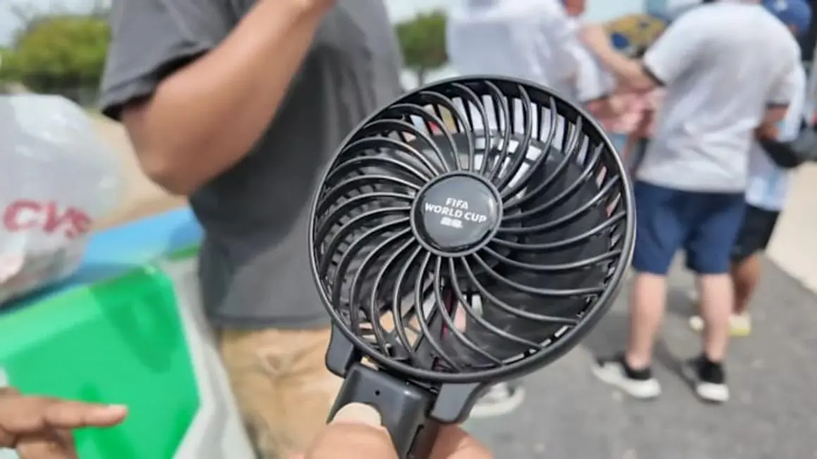 Người dân Houston đối mặt với thời tiết nguy hiểm cuối tuần, cảnh báo đột quỵ do nóng: những điều cần biết và làm ngay