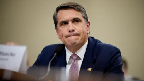 Đề cử Todd Blanche làm Tổng chưởng lý của Tổng thống Donald Trump đối mặt thử thách