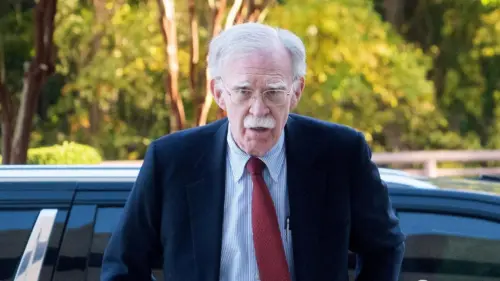Cựu cố vấn an ninh quốc gia của Tổng thống Donald Trump, John Bolton, dự kiến nhận tội về tội xử lý sai tài liệu mật