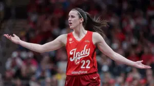 Phê bình Caitlin Clark: Tờ Los Angeles Times gọi sao WNBA là ‘vô duyên’ và ‘hư hỏng’