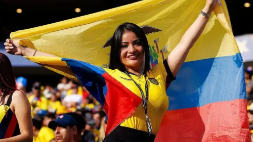 Người hâm mộ World Cup cười tươi sau một cuối tuần đầy niềm vui trên khắp Hoa Kỳ, các hộp thời gian và thịt ức bò!