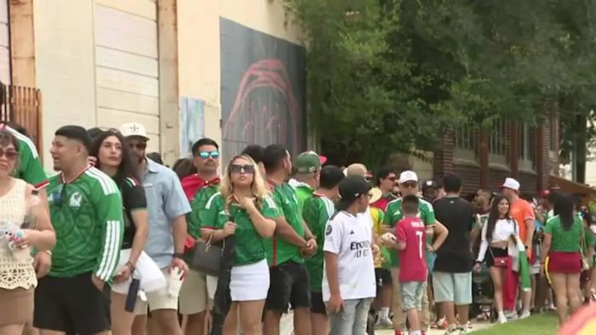HƯỚNG DẪN SỐNG SÓT CHO LỄ HỘI FAN FIFA TẠI HOUSTON