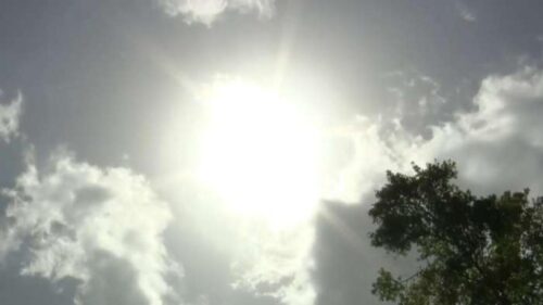 Bác Sĩ Houston Kêu Gọi Ngăn Ngừa Bệnh Nắng Nóng Khi Công Nhân Chống Chọi Cái Nóng Hè