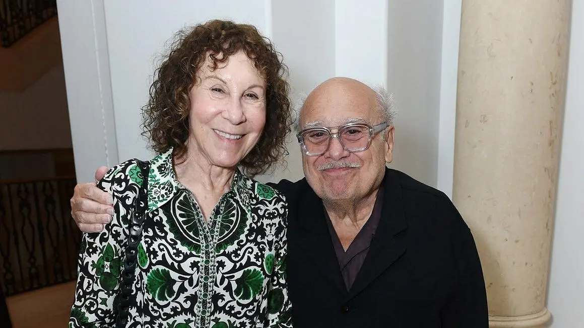 Danny DeVito và vợ Rhea Perlman vẫn là &#8216;bạn thân&#8217; dù sống riêng