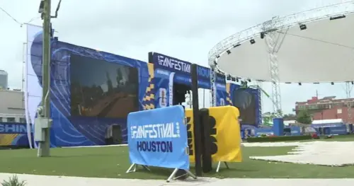 Lễ hội FIFA Fan Festival tại Houston tạm dừng hoạt động ngày thứ Hai do thời tiết khắc nghiệt