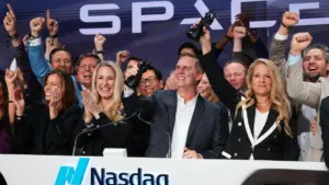 SpaceX lên sàn chứng khoán, ảnh hưởng đến các quỹ 401(k)