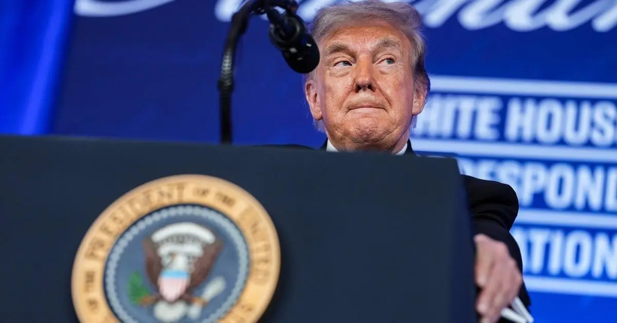 Tổng Thống Donald Trump Phát Biểu Tại Michigan Trước Bầu Cử Quốc Hội