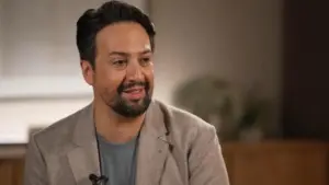 Lin-Manuel Miranda chia sẻ về âm nhạc, ý nghĩa và sự kỳ diệu đằng sau ‘Moana’ bản người đóng