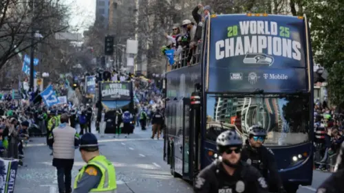 Gia đình Khosla đồng ý mua đội Seattle Seahawks với giá 9,612 tỷ USD