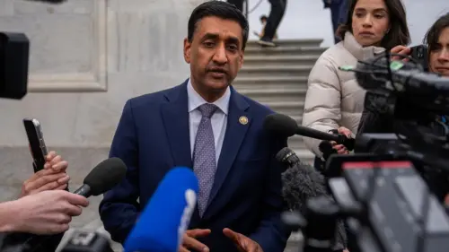 Nghị sĩ Ro Khanna trở về Hoa Kỳ sau khi bị định cư Israel bắt giữ tại Bờ Tây
