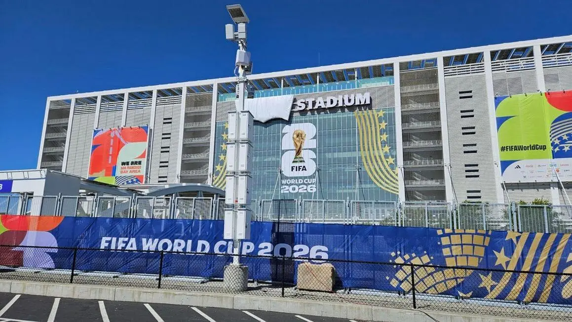 Kiểm tra dịch vụ di động tại sân vận động World Cup: Liệu các mạng di động có đáp ứng được nhu cầu của hàng chục ngàn người?